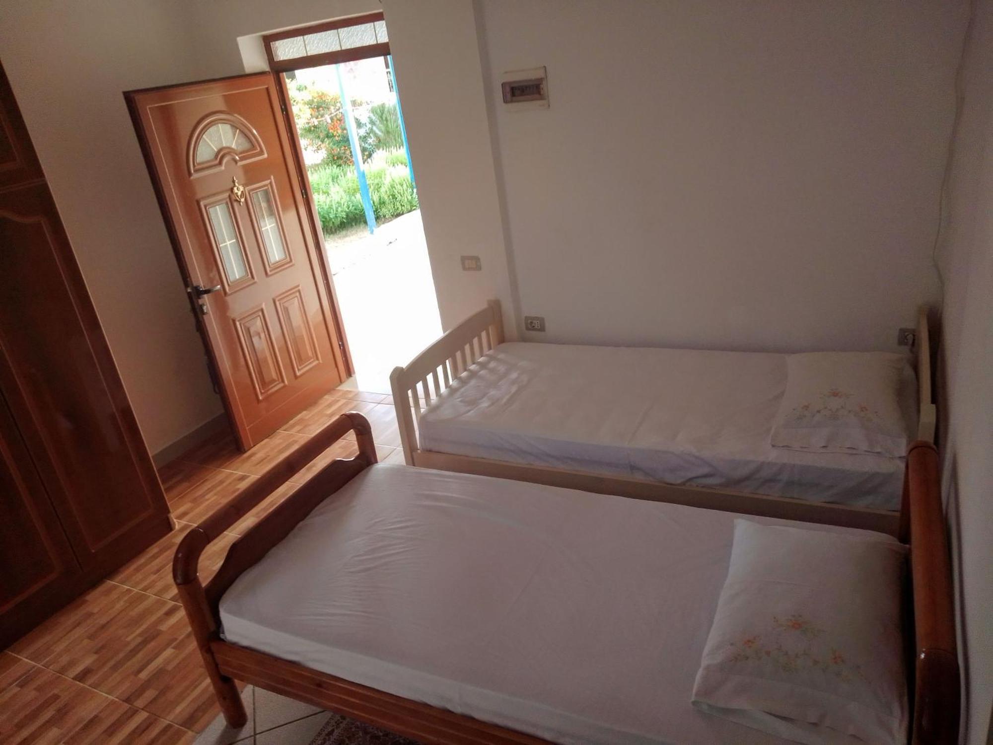 Beta Holidays Vlore Bilik gambar